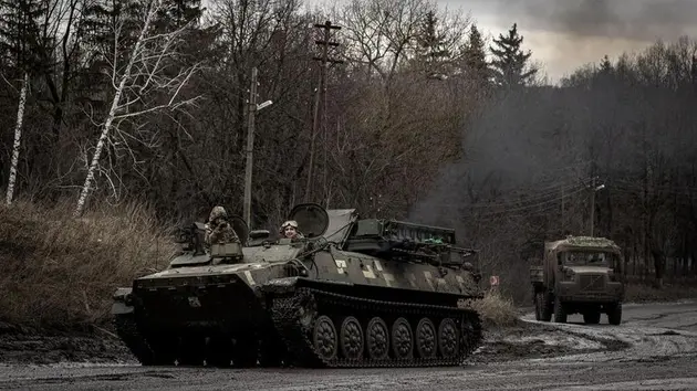 Ukraine không chấp nhận ngừng bắn ngày 9/5