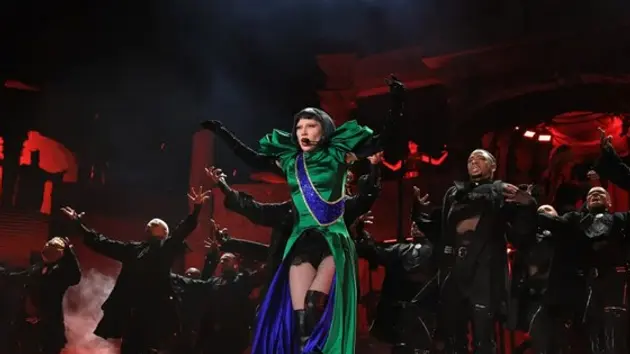 Lady Gaga lập kỷ lục thế giới với concert mới