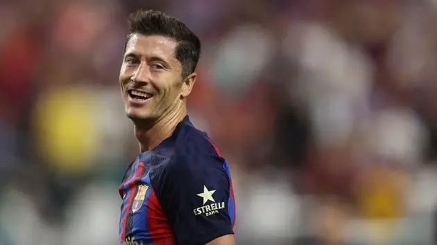 Barcelona có sự trở lại của tiền đạo Robert Lewandowski