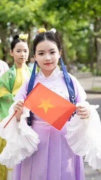 Hành trình tôn vinh Việt phục và kết nối yêu thương
