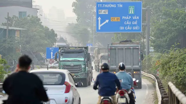 Người dân mong sớm nâng cấp đường 427 qua huyện Thường Tín