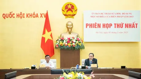 Lấy ý kiến nhân dân về Dự thảo Nghị quyết sửa đổi, bổ sung Hiến pháp 2013