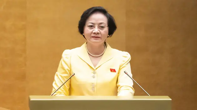 Tiến tới xóa bỏ tư duy 'công chức suốt đời'