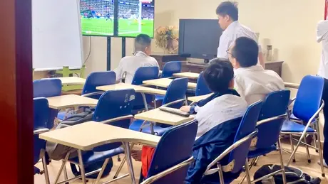 Xác minh giáo viên dạy thêm trái quy định