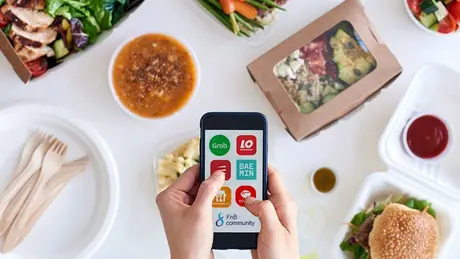 Khó kiểm soát thực phẩm được bán online