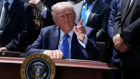 Ông Trump để ngỏ khả năng giảm thuế với Trung Quốc