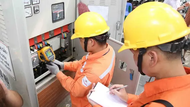 Giá điện sắp tăng lên hơn 2.200 đồng/kWh