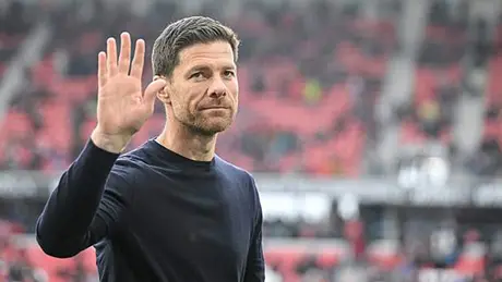 HLV Xabi Alonso xác nhận chia tay Bayer Leverkusen