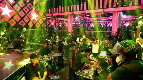 Bắt 22 bị can sử dụng ma túy quy mô lớn