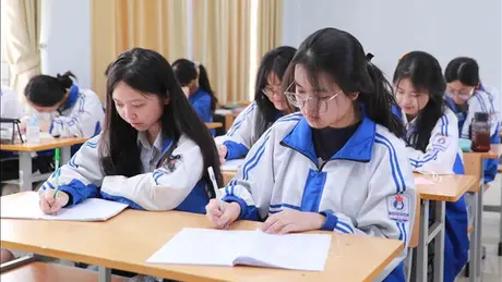Đề thi tốt nghiệp THPT 2025: Tăng phân hóa, tăng thách thức | Giáo dục và Đào tạo | 11/05/2025