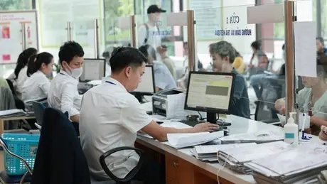 Hỗ trợ cán bộ bán chuyên trách khi sắp xếp bộ máy