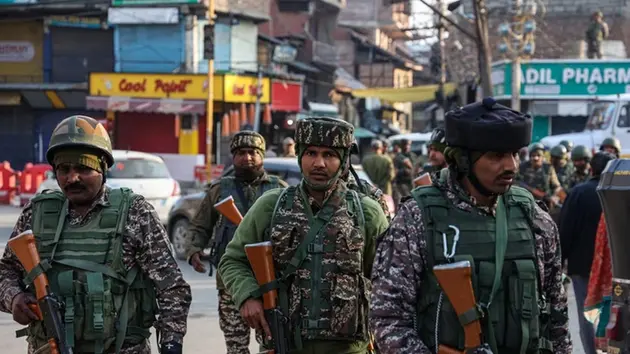 Căng thẳng Pakistan-Ấn Độ: Lệnh ngừng bắn không có hiệu lực