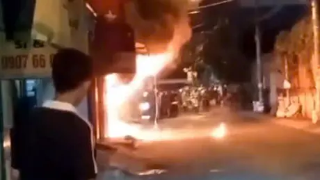 Cháy lớn ở cửa hàng điện lạnh, một người tử vong