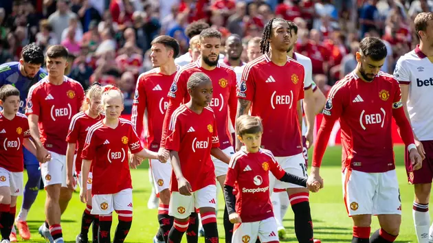 Manchester United khủng hoảng chấn thương