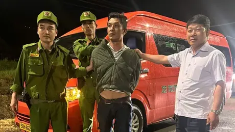 Bắt nóng đối tượng trộm xe ô tô lúc nửa đêm