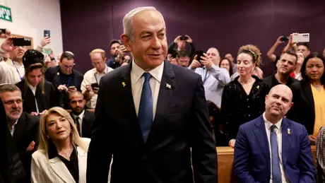 Thủ tướng Israel Netanyahu ra tòa