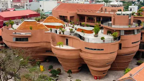 Có một không gian điêu khắc ánh sáng | Hà Nội đến để yêu | 12/05/2025
