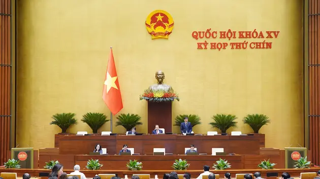 Xem xét rút ngắn khoảng ba tháng nhiệm kỳ Quốc hội khóa XV