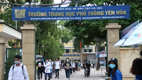 Trường THPT Yên Hoà có tỷ lệ chọi cao nhất 1/2,44