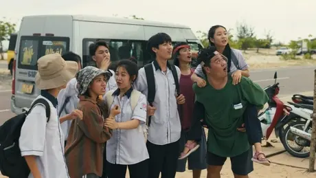 'Lật mặt 8' vượt mốc doanh thu 200 tỷ đồng