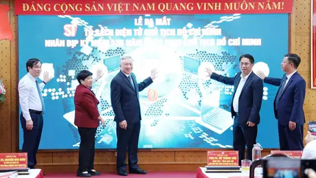 Ra mắt 'Tủ sách điện tử Chủ tịch Hồ Chí Minh'