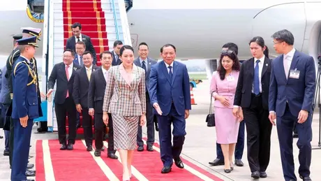 Thủ tướng Thái Lan thăm chính thức Việt Nam