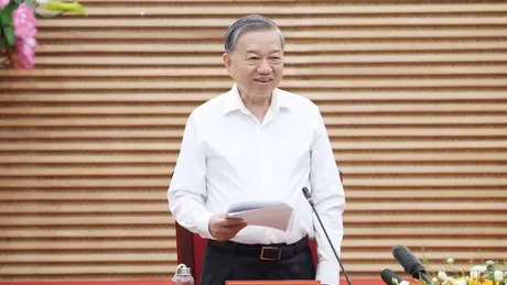 'Nghệ An phải trở thành điển hình phát triển địa phương hiện đại'