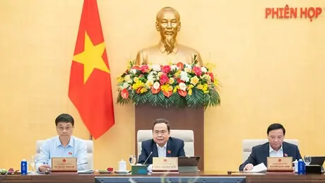 Nghị quyết xem xét cơ chế đặc biệt cho kinh tế tư nhân