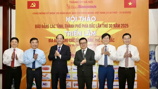 Báo chí phải chuyển đổi số để thu hút độc giả