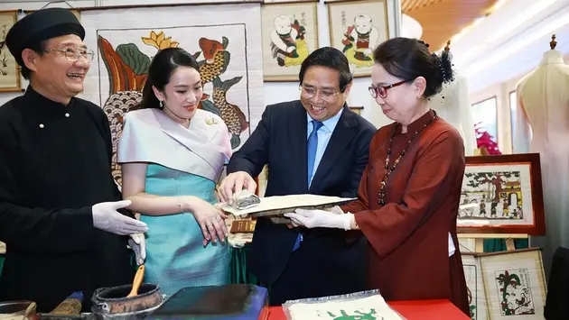 Thủ tướng Việt Nam, Thái Lan thưởng lãm sản phẩm thủ công