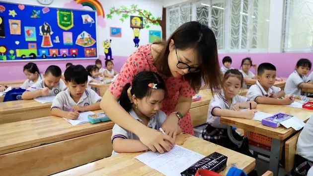 Điều chỉnh chế độ trả lương dạy thêm cho nhà giáo