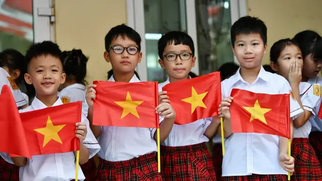 Bộ Chính trị: Dân số là yếu tố quan trọng hàng đầu