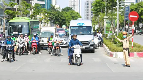 Số vụ tai nạn giao thông ở Hà Nội giảm sâu