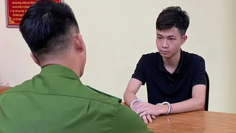 Công an TP.HCM bắt đối tượng đánh hội đồng người nước ngoài