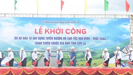 Khởi công cao tốc nối Hòa Bình với Mộc Châu