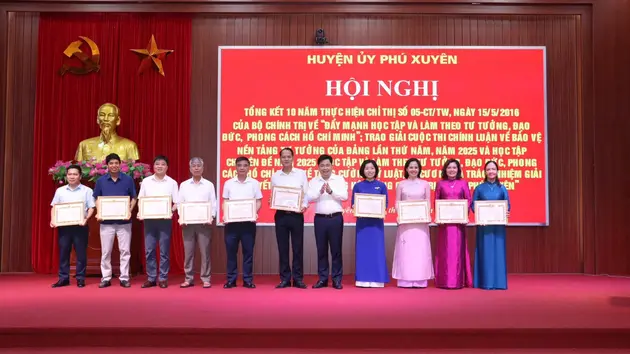 Phú Xuyên: Tổng kết 10 năm học tập và làm theo Bác