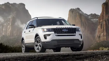 Ford gọi sửa chữa Explorer tại Việt Nam do lỗi kĩ thuật
