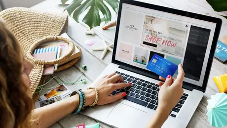 Thủ đoạn lừa đảo mùa du lịch ngày càng tinh vi