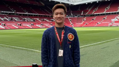 Hoàng Đức đến Old Trafford