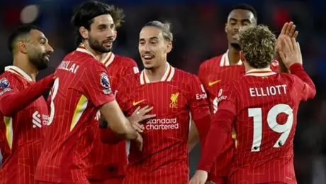 Liverpool lập kỉ lục ghi bàn tất cả các trận sân khách