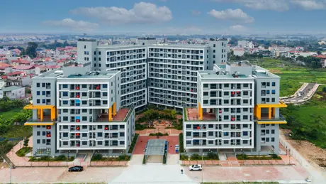 Công chức đi làm cách nhà 30km được mua nhà ở xã hội