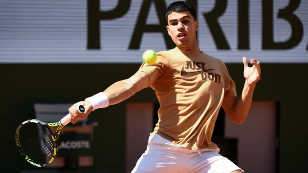 Carlos Alcaraz hướng tới danh hiệu đơn nam Roland Garros