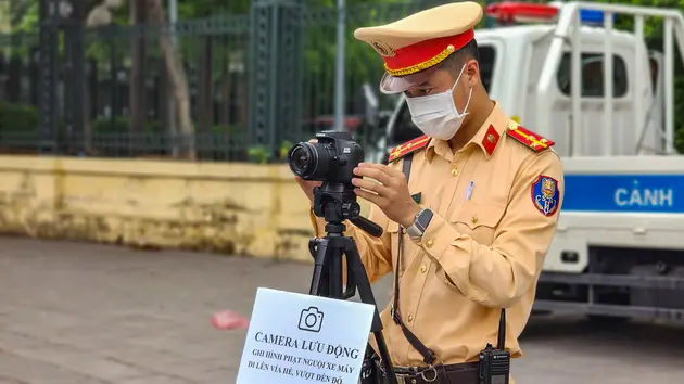 Hệ thống camera lưu động phạt nguội đầu tiên ở Hà Nội