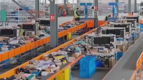 G7 cân nhắc đánh thuế hàng giá trị thấp của Trung Quốc