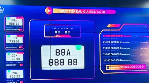 Biển số 88A-888.88 trúng đấu giá hơn 21 tỷ đồng