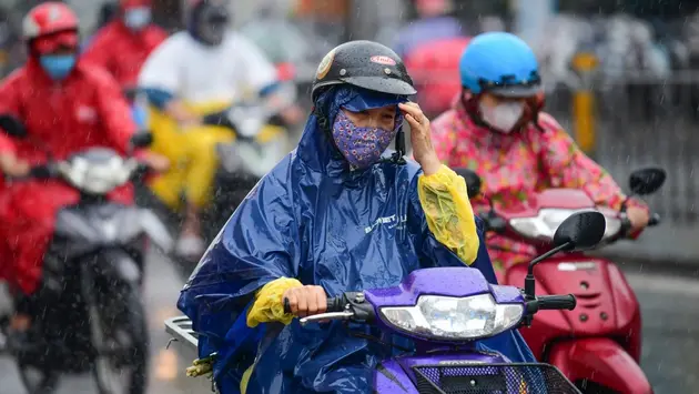 Thời tiết 22/5: Hà Nội nắng nóng, chiều mưa dông diện rộng