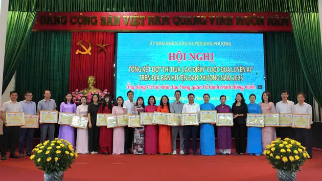 Hà Nội có huyện đầu tiên phổ cập AI tới công chức