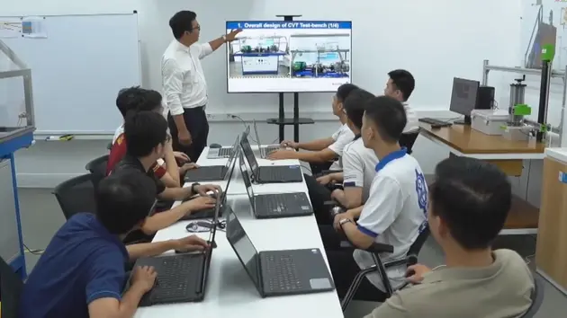 Nhiều nhà khoa học đầu ngành về nước giảng dạy