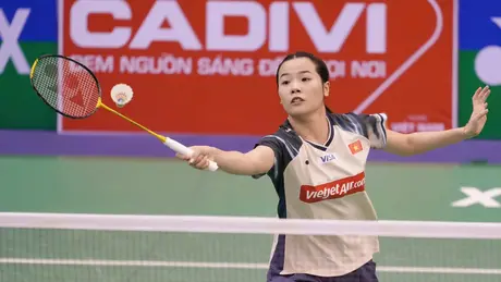 Nguyễn Thùy Linh dừng bước ở tứ kết Malaysia Masters