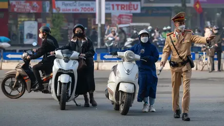 Có nên tăng mức phạt vi phạm giao thông? 
